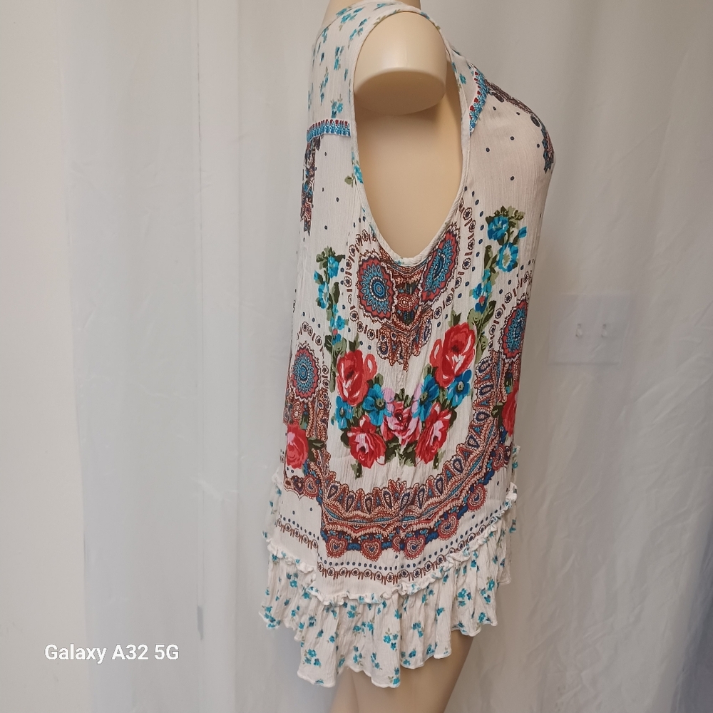 Bila Cream Sleeveless Ruffled Blouse Bohemian Chic Size XL - Picture 4 of 11